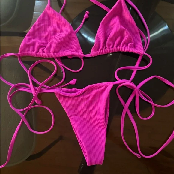 Frankie's Bikinis Hot Pink Swimwear - Picture 1 of 3